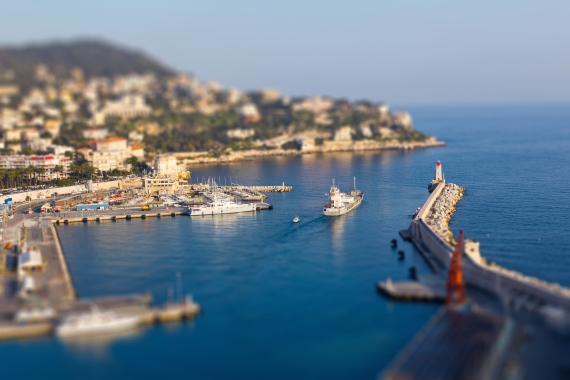 24mm tilt shift